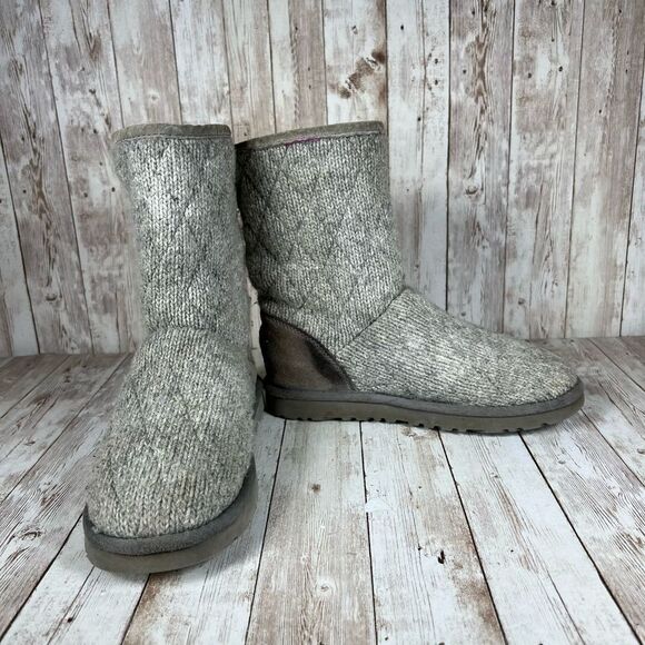 Ugg one button winter boot‎ - Womens 6 - Picture 7 of 10